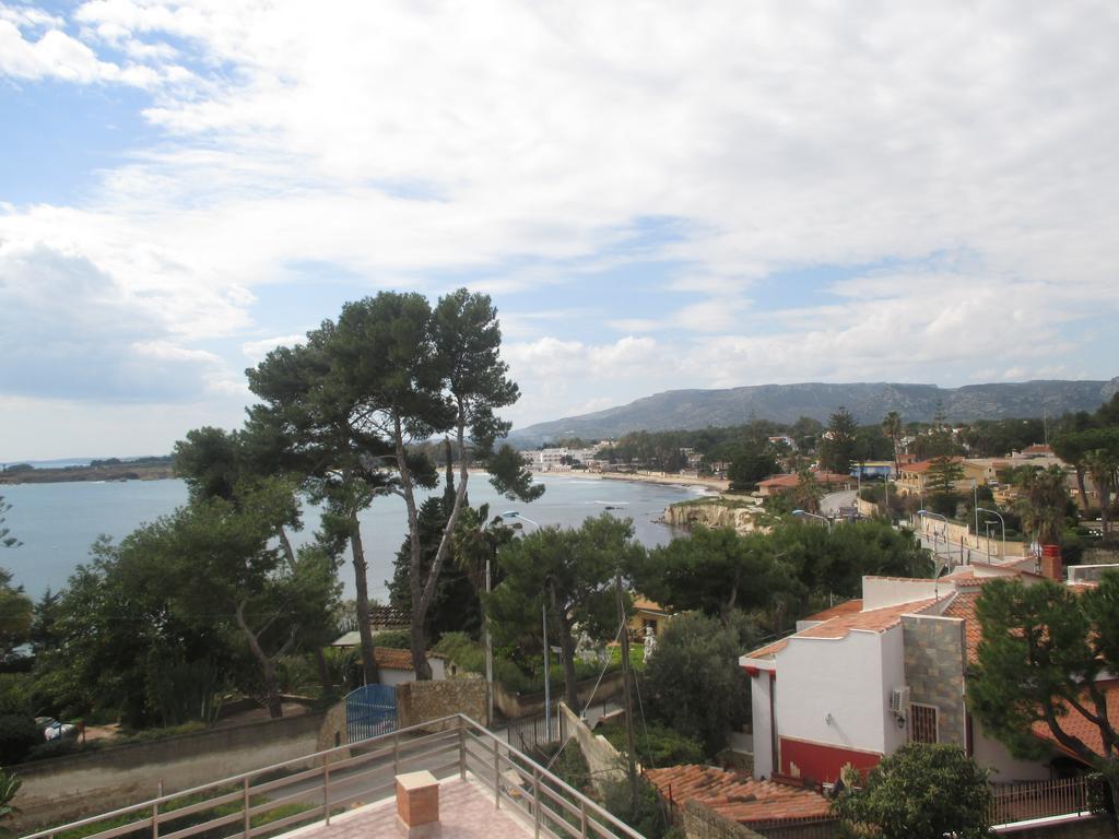 Orizzonte Mare Villa Fontane Bianche Room photo